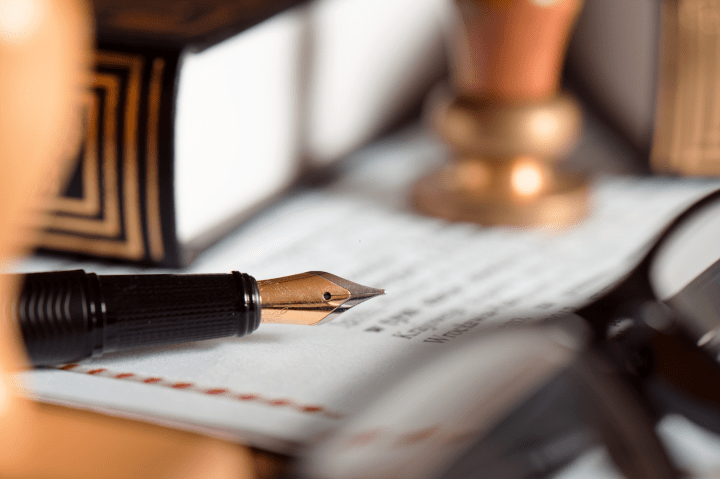 Qual é a diferença entre cartório notarial e&nbsp;conservatória?